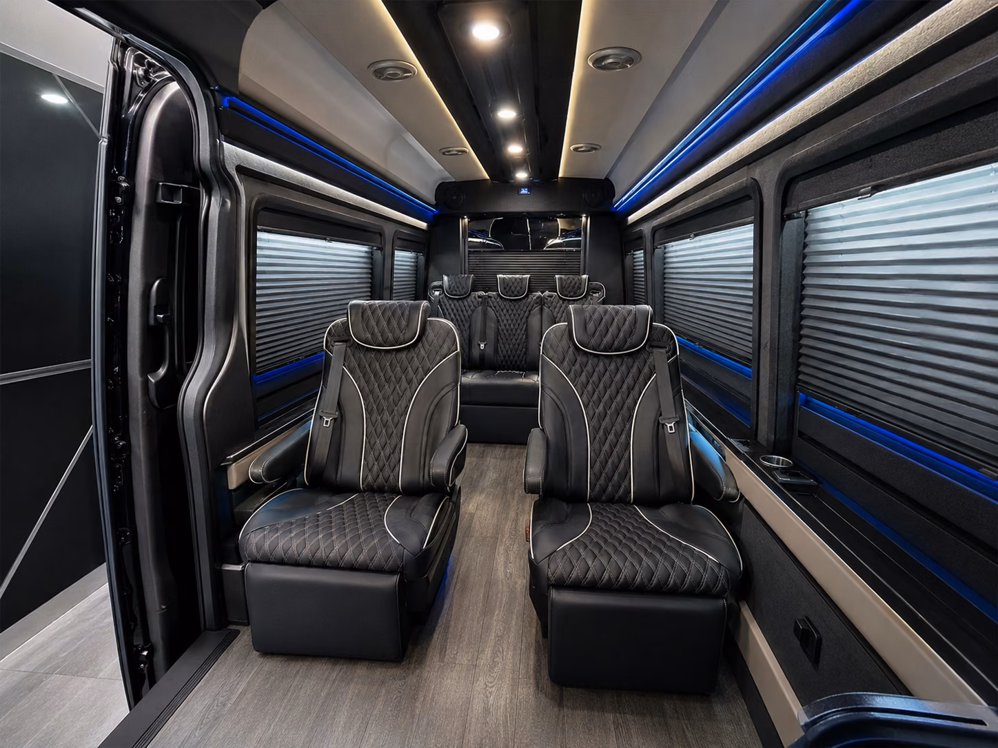 airport transfers for national corvette museum events and mammoth cave tour groups